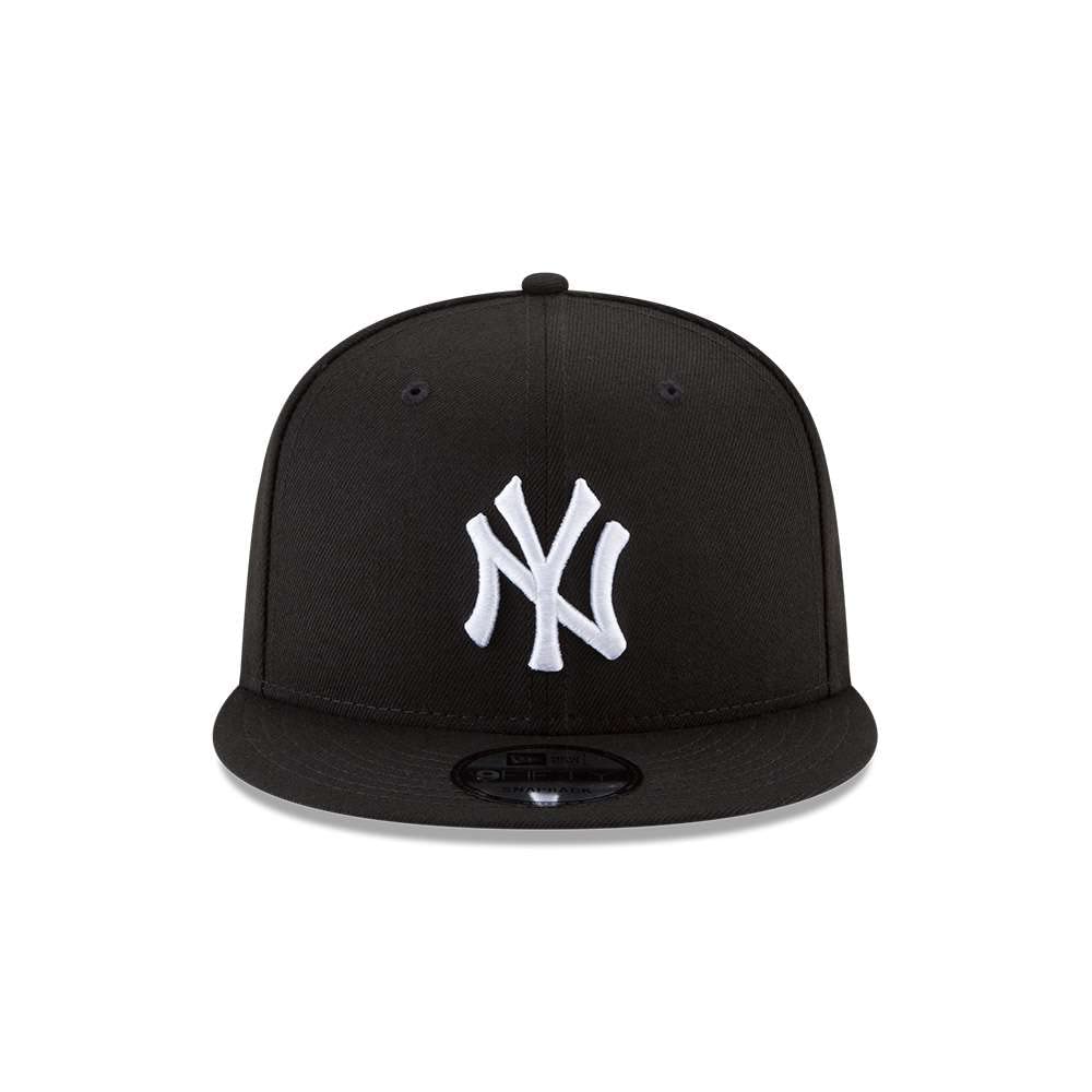 New Era New York Yankees mens Basic Black and White 9FIFTY Snapback 950